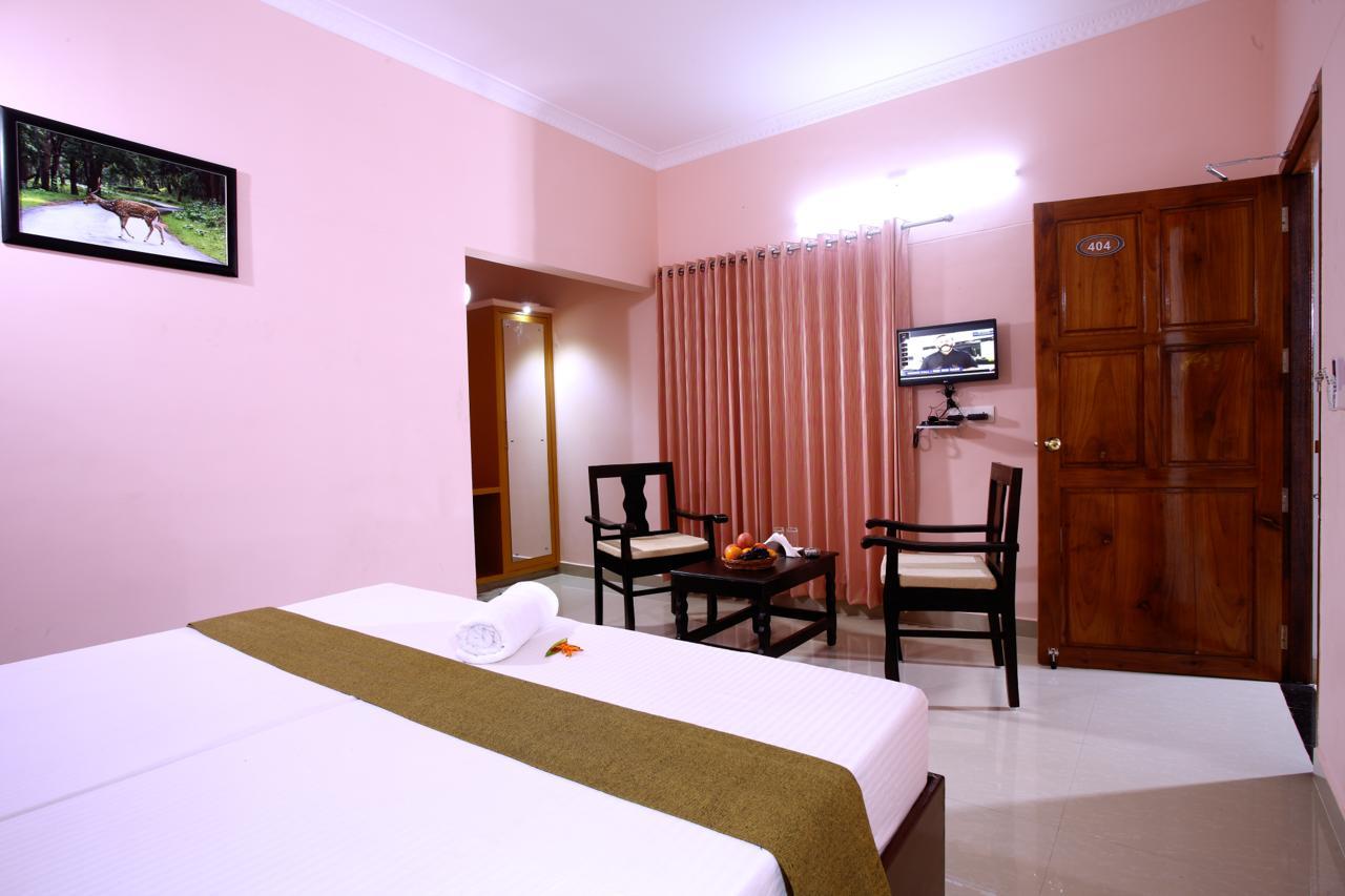 Clirind Resort Athirappilly Zewnętrze zdjęcie