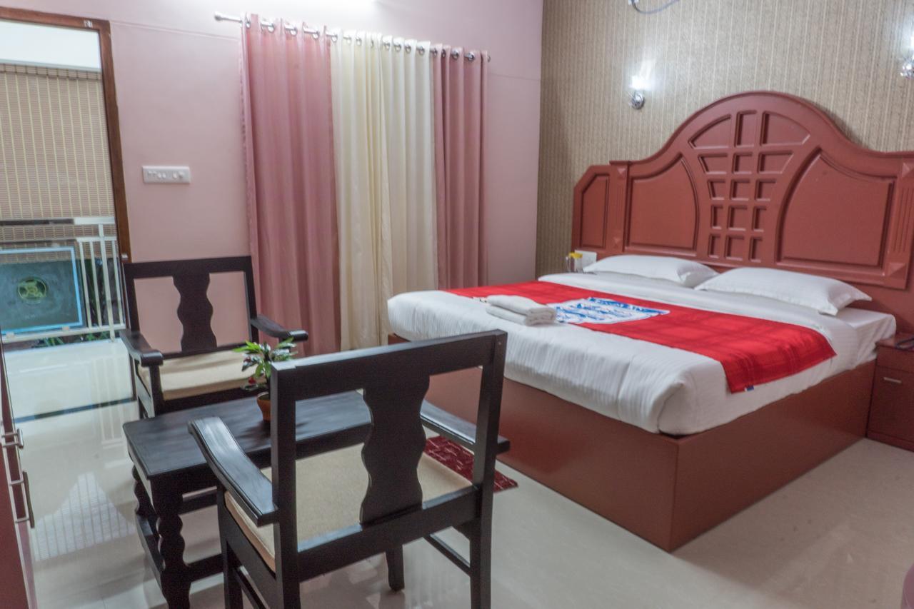 Clirind Resort Athirappilly Zewnętrze zdjęcie