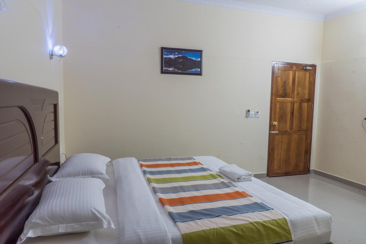 Clirind Resort Athirappilly Zewnętrze zdjęcie